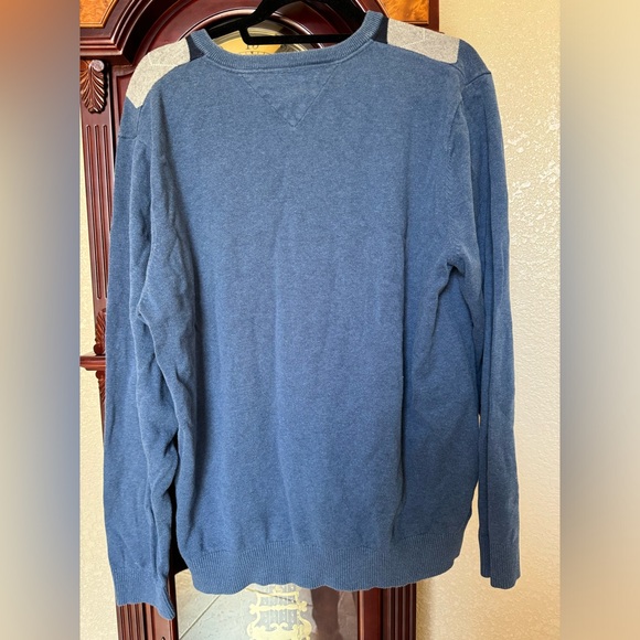 Tommy Hilfiger Sweatshirt - Picture 3 of 3